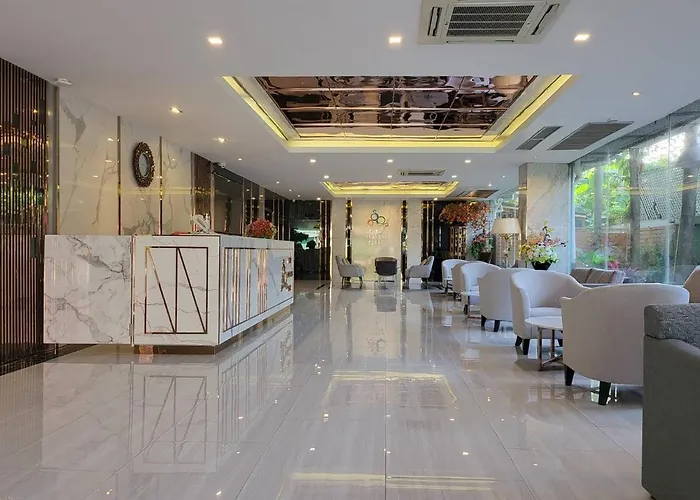 Three Seasons Bangkok 5* Bangkok