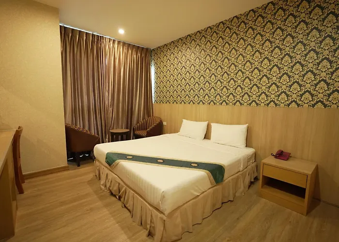 Three Seasons Bangkok Hotel Bangkok