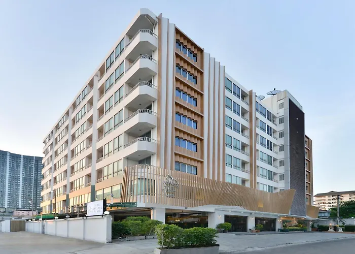 Three Seasons Bangkok 5*
