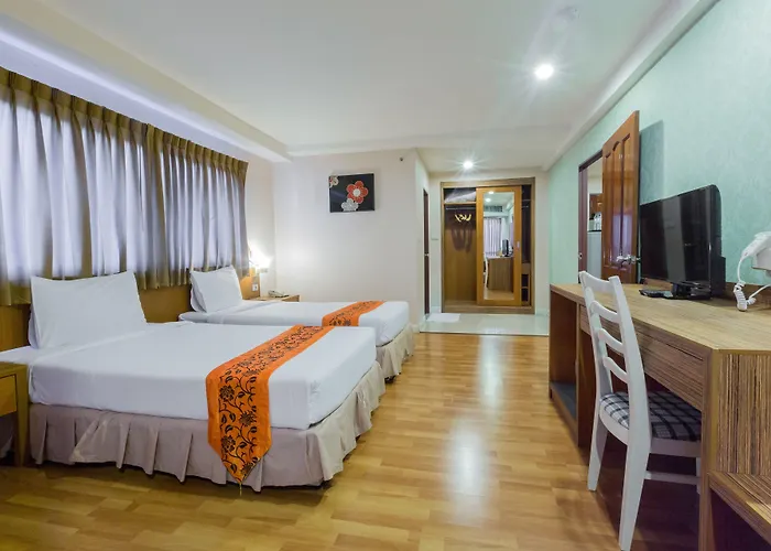 Hotel Three Seasons Bangkok 5*