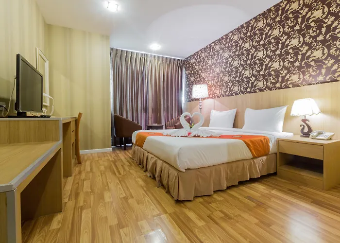 Hotel Three Seasons Bangkok 5*