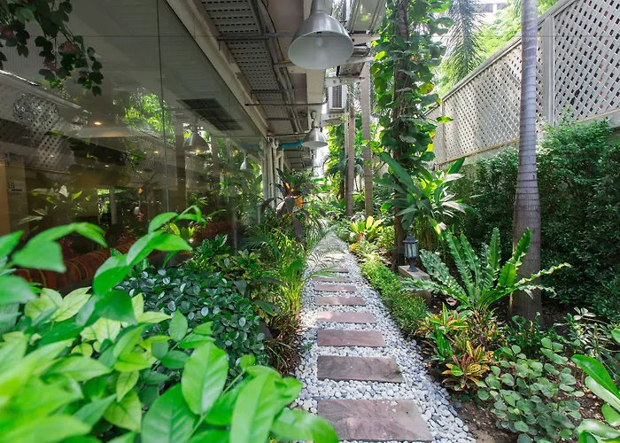 Three Seasons Bangkok 5* Bangkok