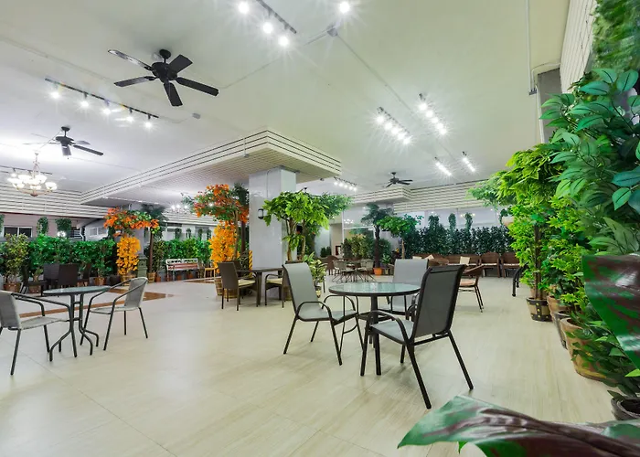 Three Seasons Bangkok Hotel