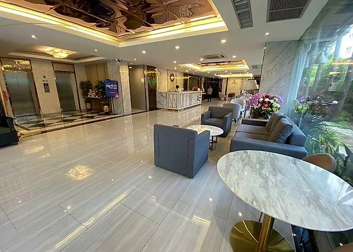Three Seasons Bangkok 5*