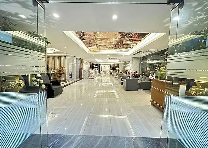 Three Seasons Bangkok 5*