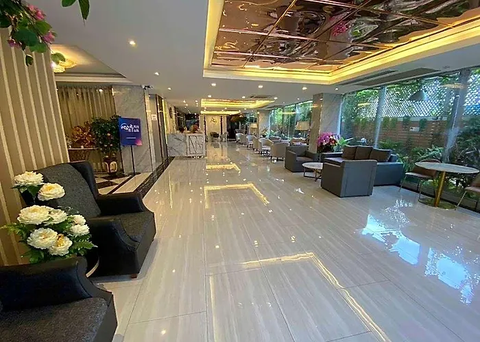 Three Seasons Bangkok Hotel