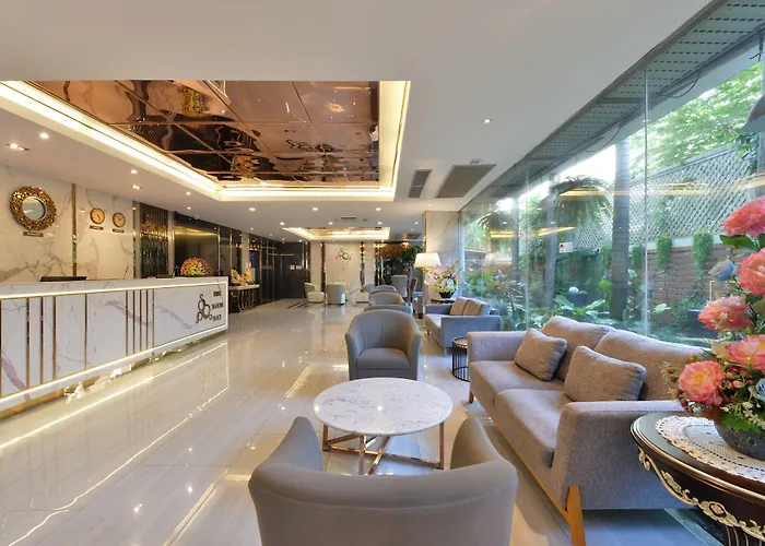 Three Seasons Bangkok