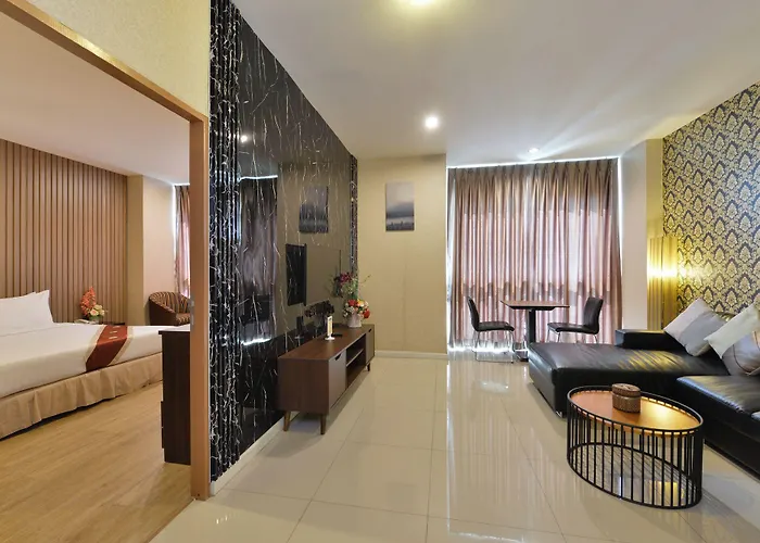 Three Seasons 5* Bangkok